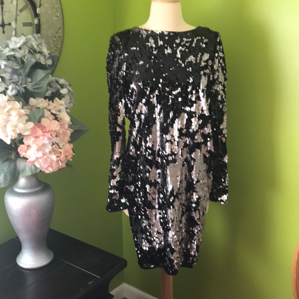 Black and Grey Mini Sequin Dress (M)
